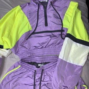 Fashion nova pullover and short windbreaker set